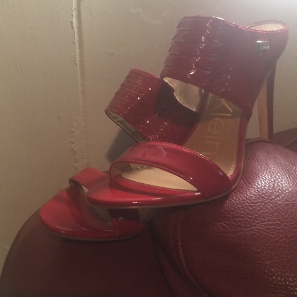 Calvin Klein Cecily Heels - Picture 2 of 3